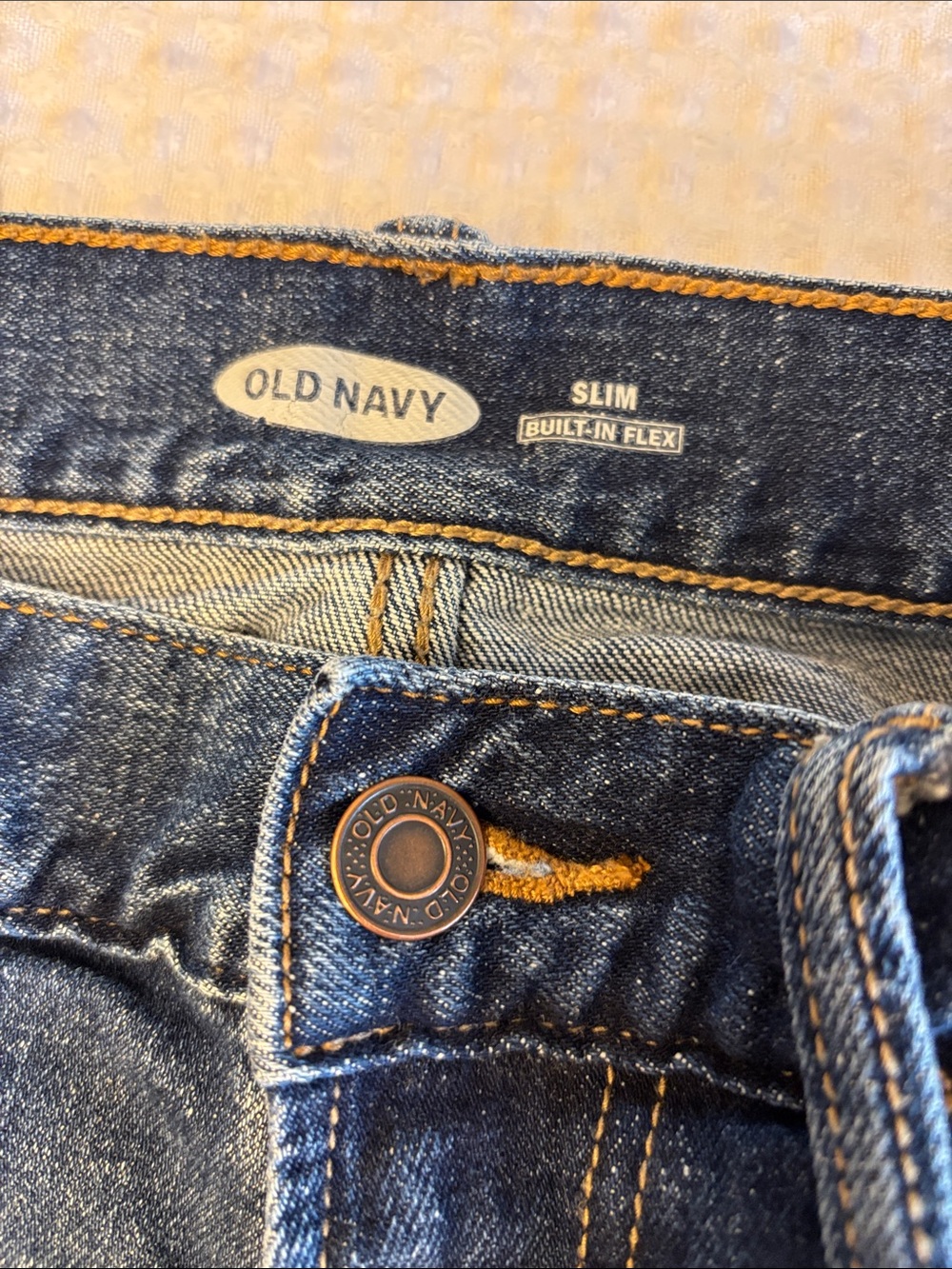 Old Navy Men's 30x32 Slim Distressed Dark Blue Straight Jeans Built-In Flex - Picture 2 of 8